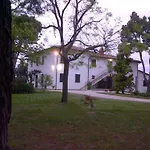 Casale Fusco مزرعة للإقامة *