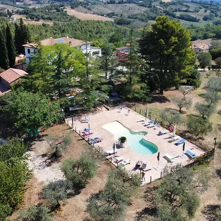 Casale Fusco Feriegård *