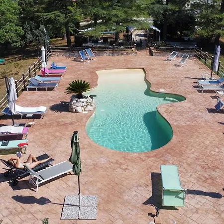 Casale Fusco Feriegård *